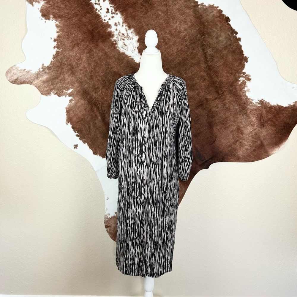 Tucker Women Black-Beige 100% Silk V-Neck Long Sleeve Tie Waist Dress Size M
